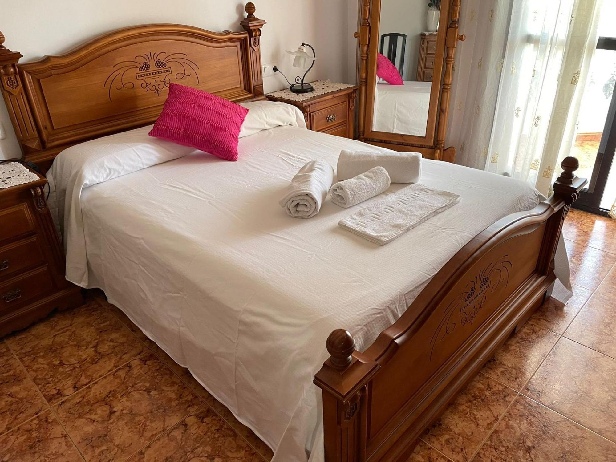 Precioso Apartamento De Dos Plantas Con Vistas Frigiliana Bagian luar foto